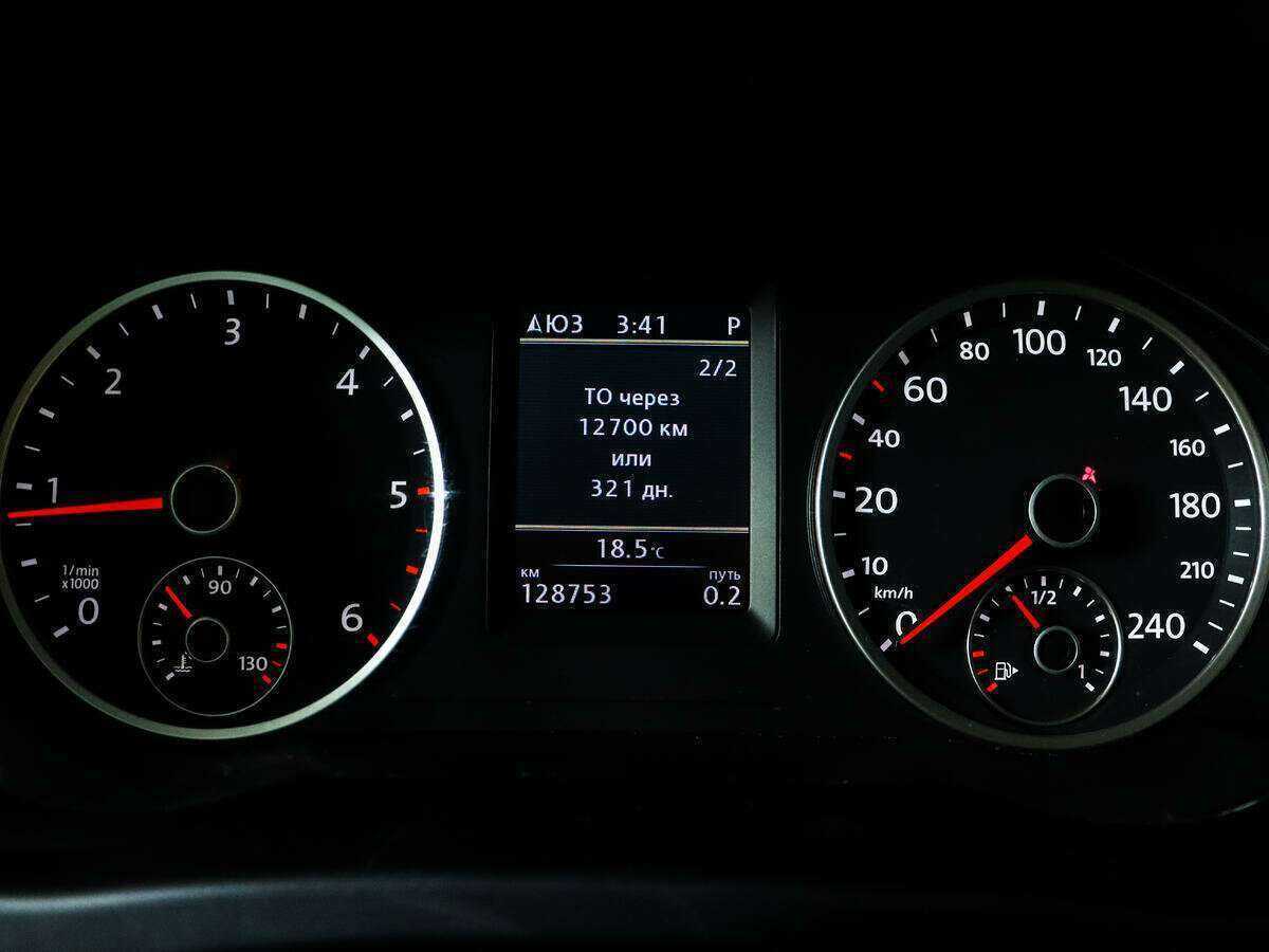 Купить Volkswagen Tiguan с пробегом. Фото: #8