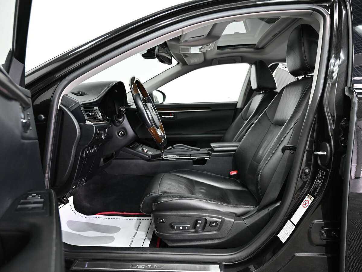 Купить Lexus ES с пробегом. Фото: #4