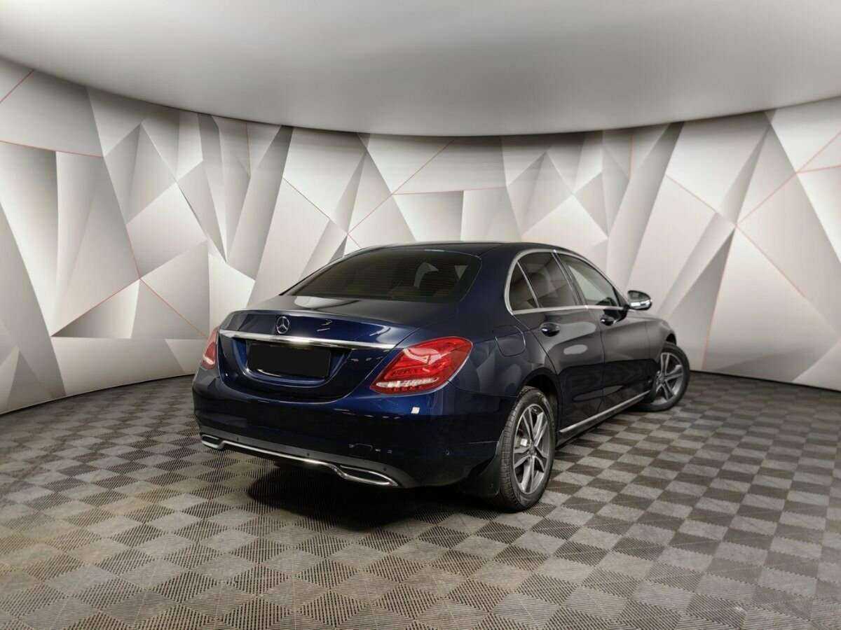 Купить Mercedes-Benz C-Класс с пробегом. Фото: #1