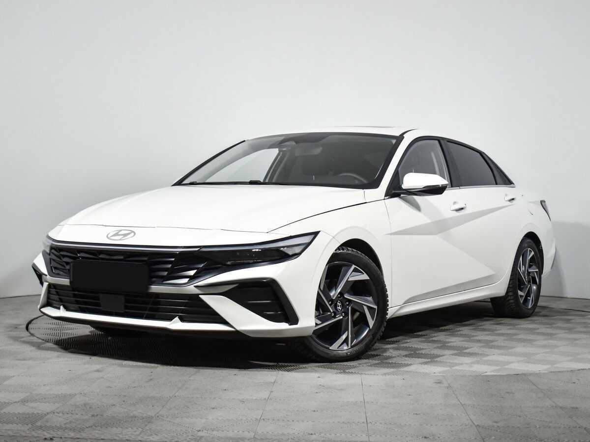 Купить Hyundai Elantra с пробегом. Посмотреть фото