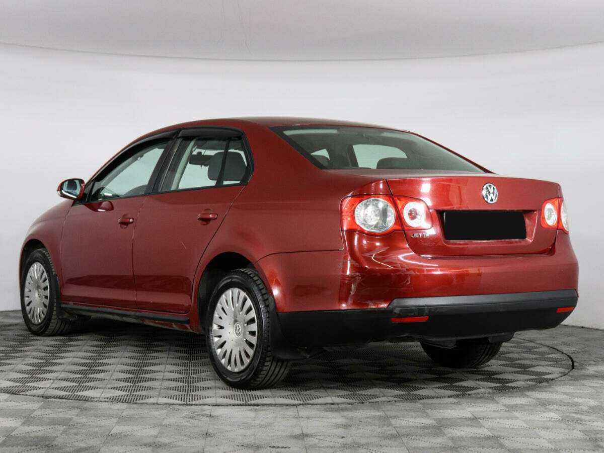Купить Volkswagen Jetta с пробегом. Фото: #3