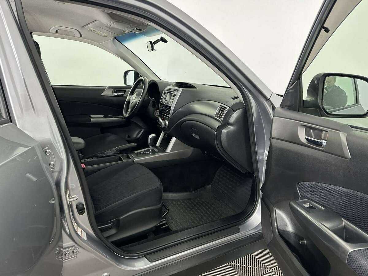 Купить Subaru Forester с пробегом. Фото: #13