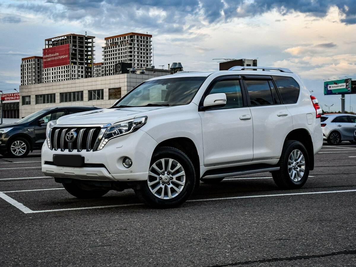 Купить Toyota Land Cruiser Prado с пробегом. Фото: #0