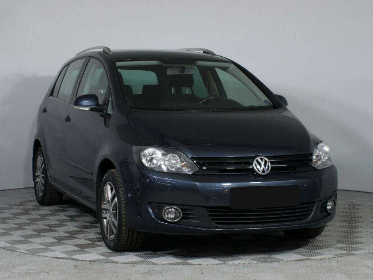 Купить Volkswagen Golf Plus с пробегом. Фото: #2