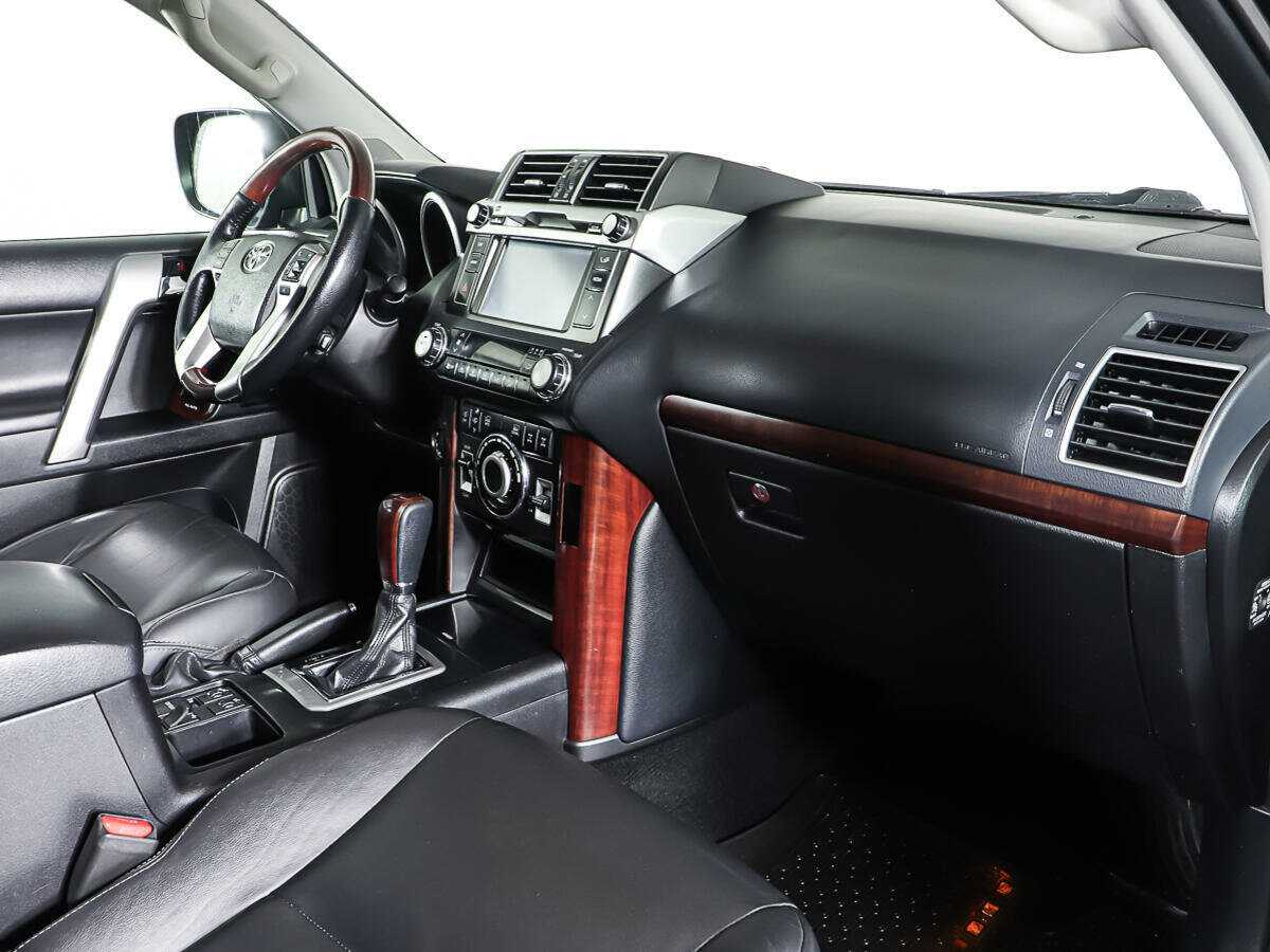 Купить Toyota Land Cruiser Prado с пробегом. Фото: #7