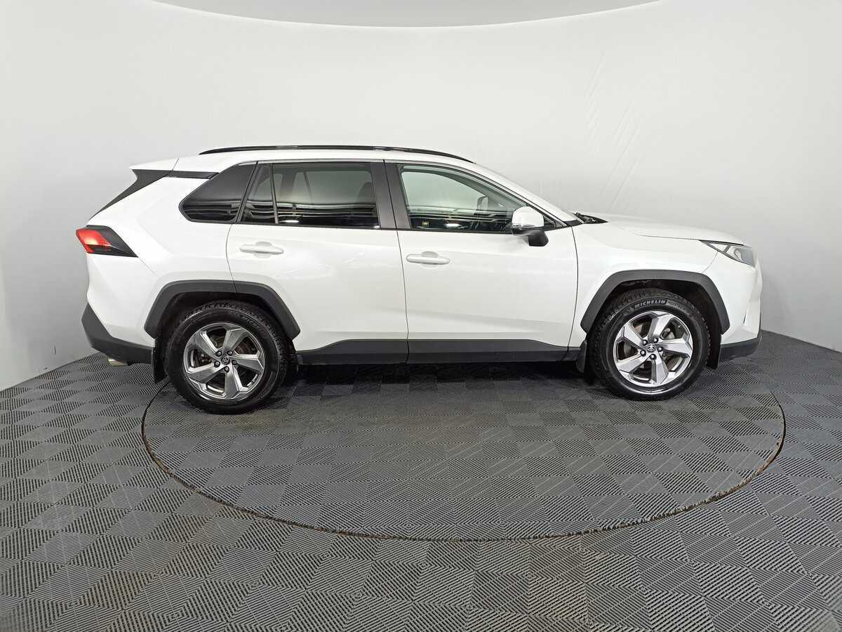 Купить Toyota RAV4 с пробегом. Фото: #3