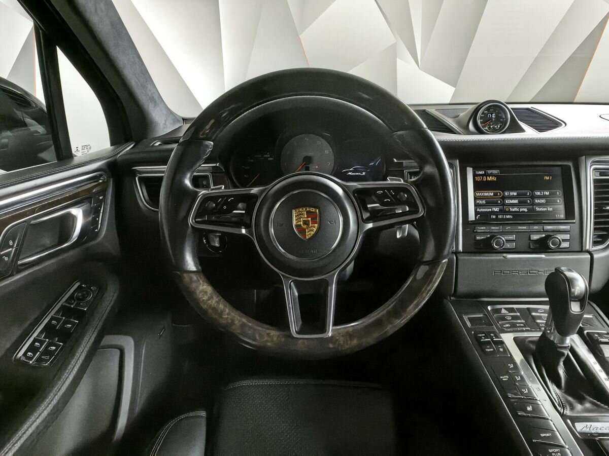 Купить Porsche Macan с пробегом. Фото: #13