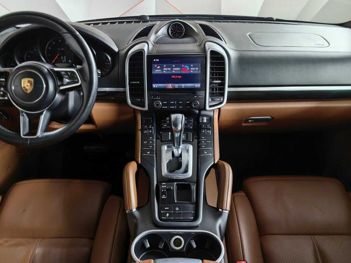 Купить Porsche Cayenne с пробегом. Фото: #10