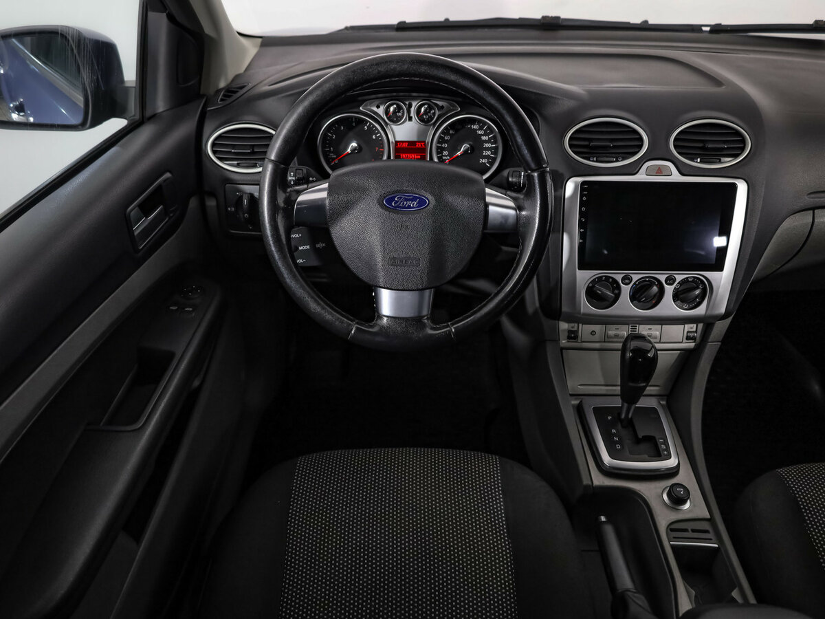Купить Ford Focus с пробегом. Фото: #8
