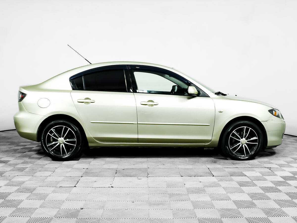 Купить Mazda 3 с пробегом. Фото: #3