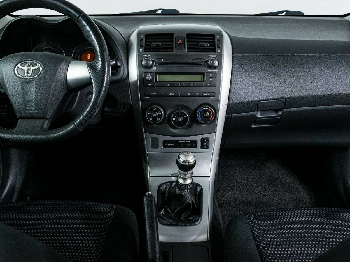 Купить Toyota Corolla с пробегом. Фото: #8
