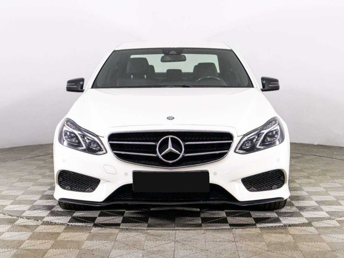 Купить Mercedes-Benz E-Класс с пробегом. Фото: #1