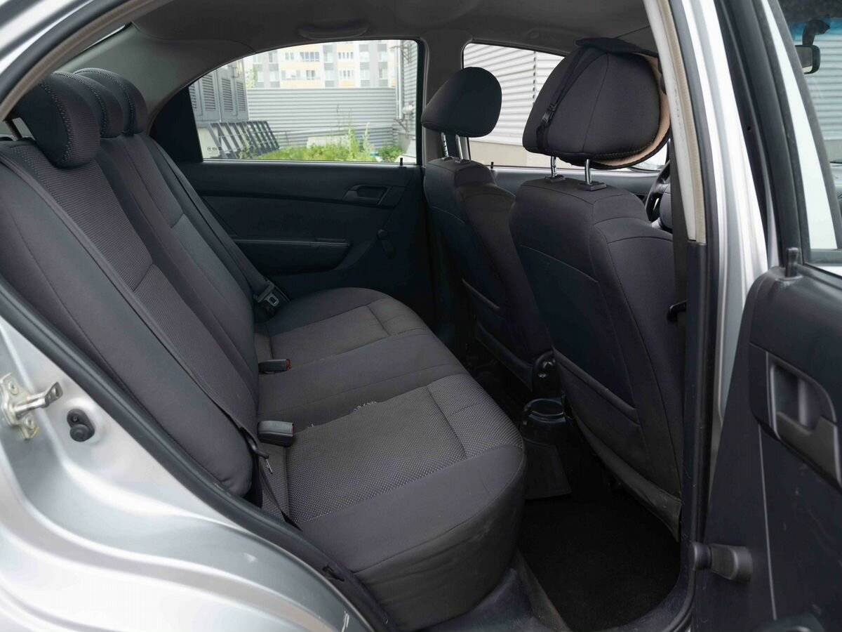 Купить Chevrolet Aveo с пробегом. Фото: #9