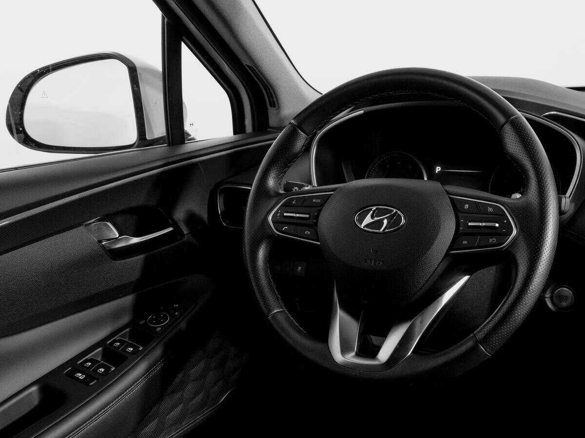 Купить Hyundai Santa Fe с пробегом. Фото: #13