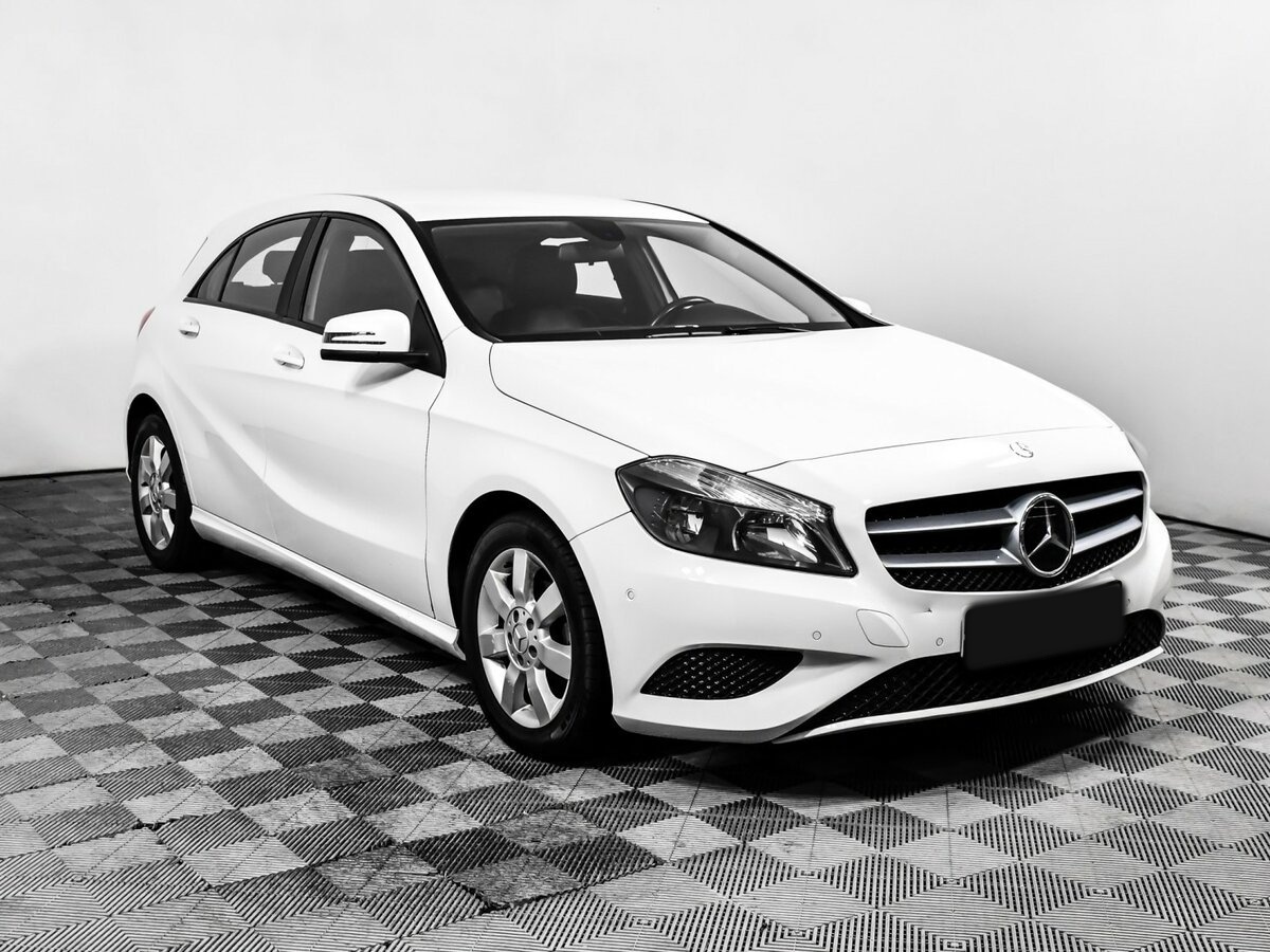 Купить Mercedes-Benz A-Класс с пробегом. Фото: #2