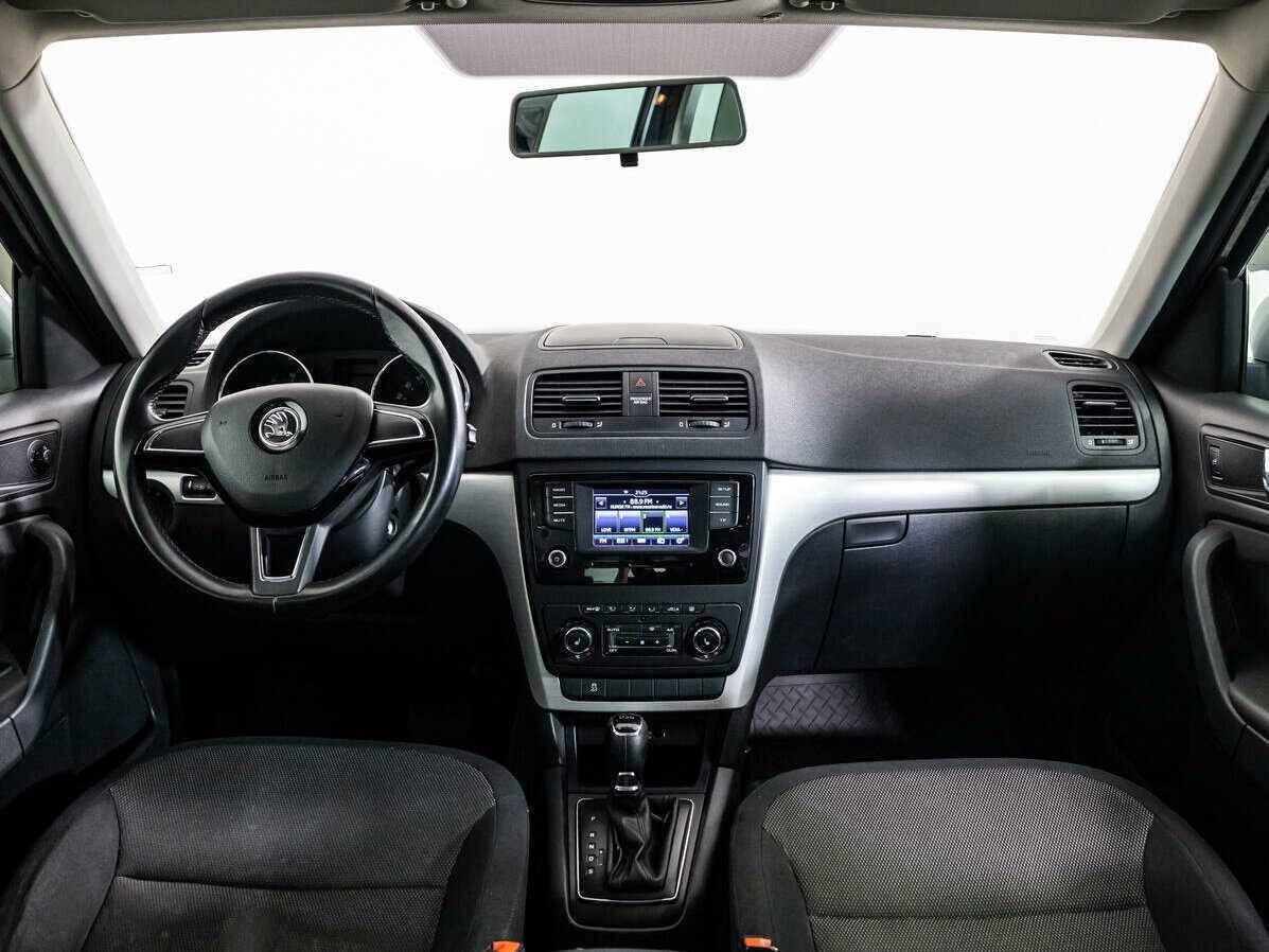 Купить Skoda Yeti с пробегом. Фото: #12