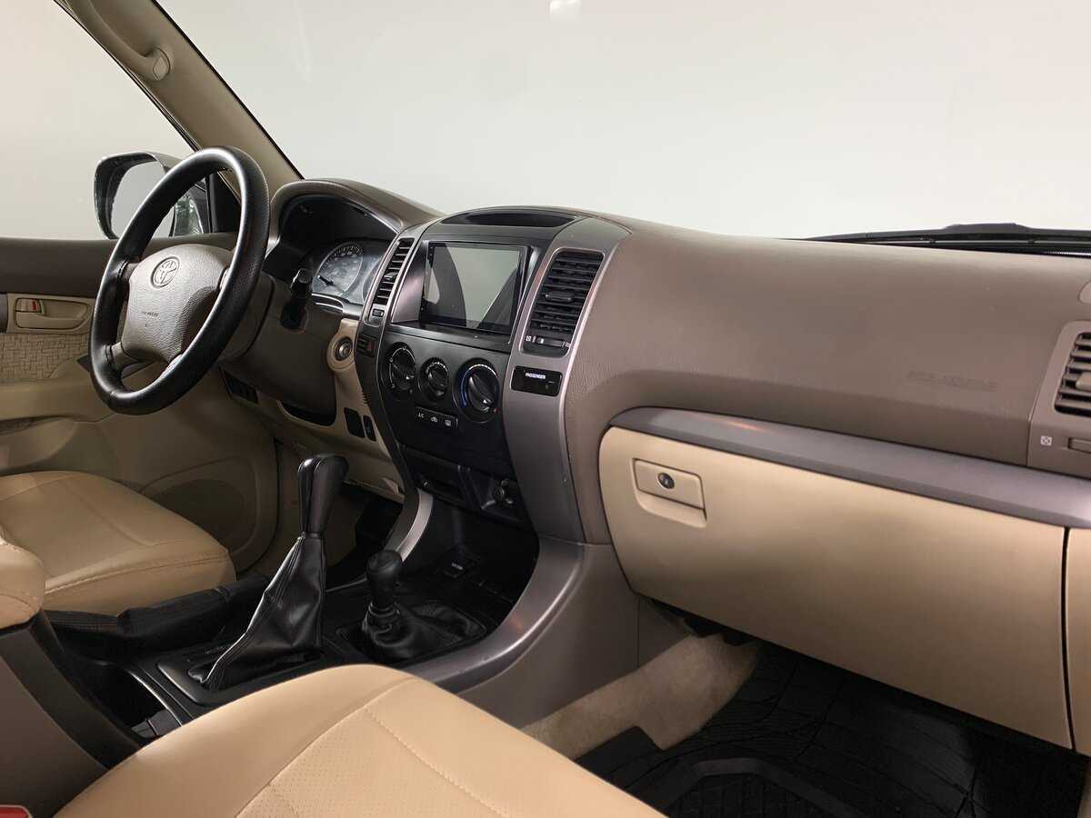 Купить Toyota Land Cruiser Prado с пробегом. Фото: #13