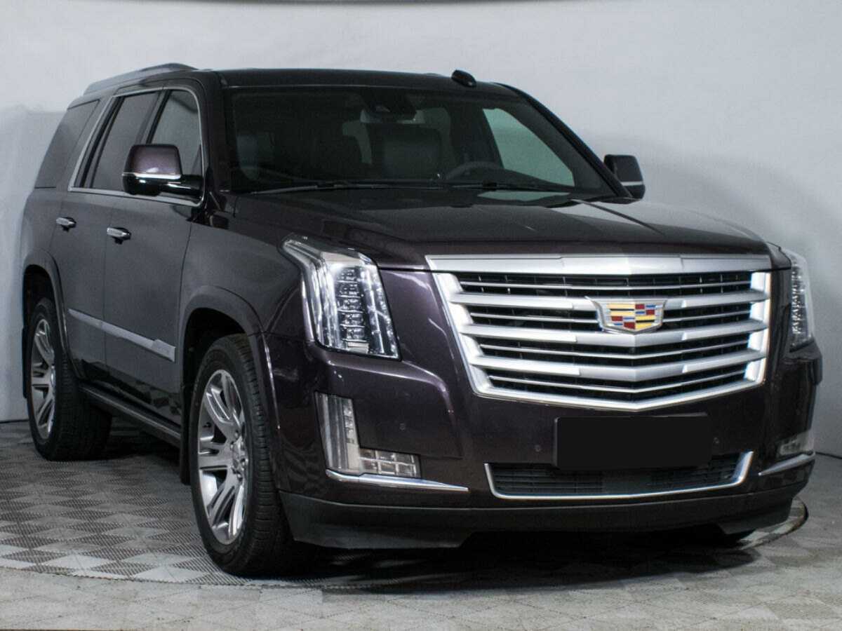 Купить Cadillac Escalade с пробегом. Фото: #2