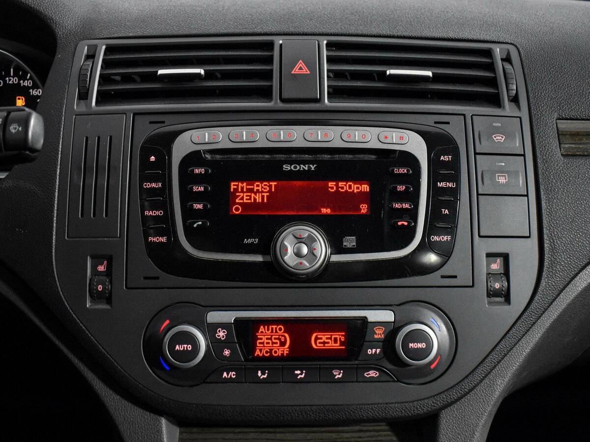 Купить Ford C-MAX с пробегом. Фото: #13