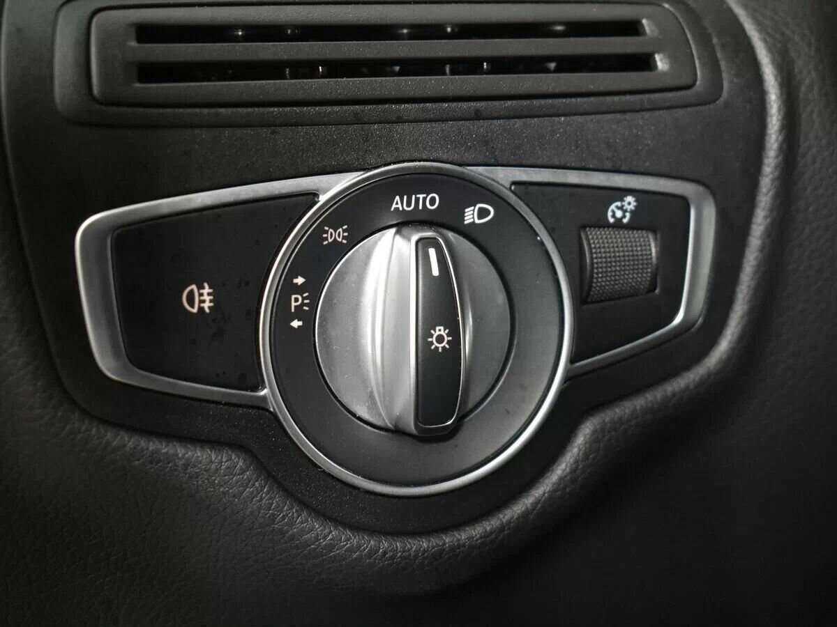 Купить Mercedes-Benz GLC с пробегом. Фото: #17