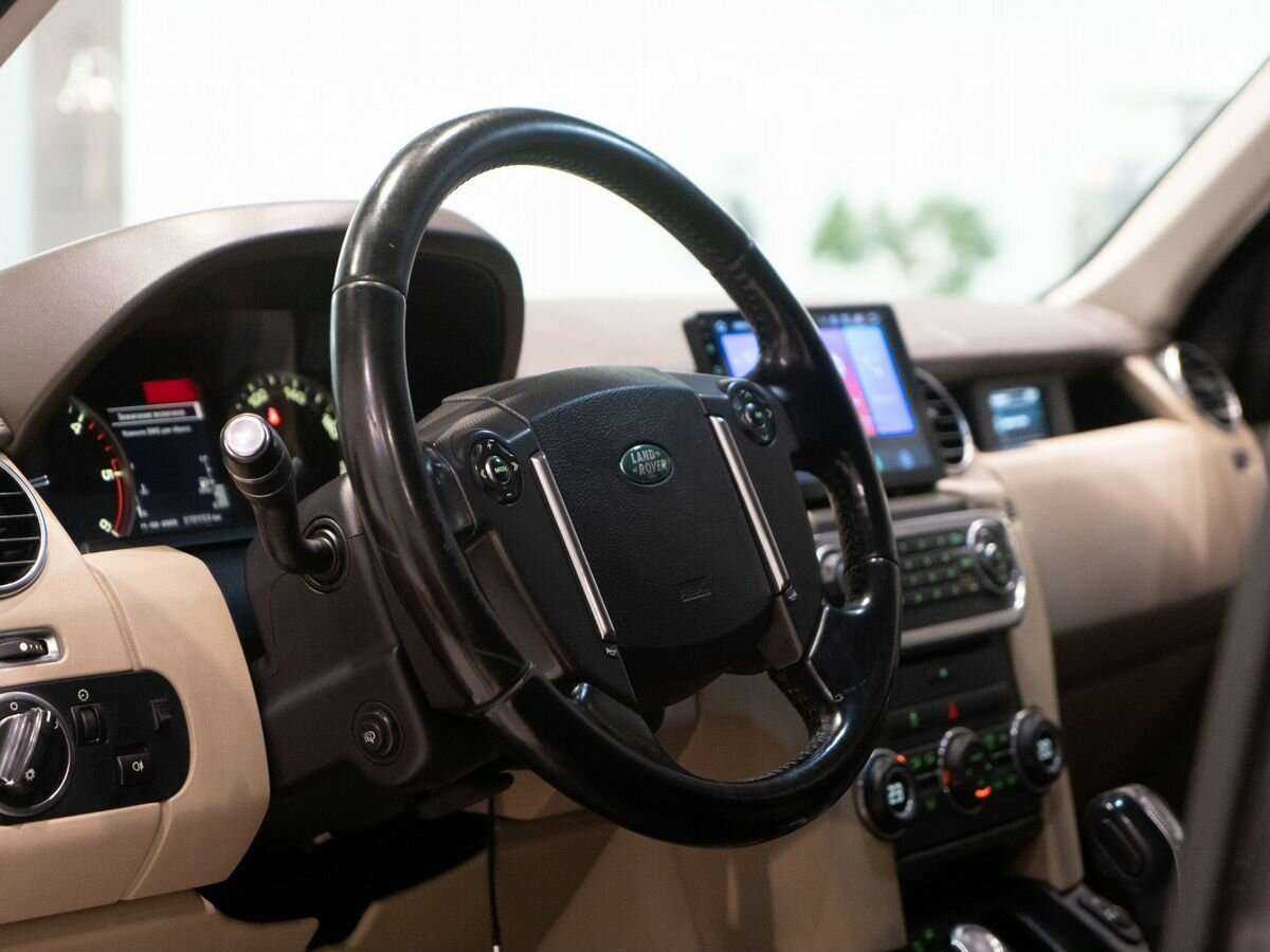 Купить Land Rover Discovery с пробегом. Фото: #4