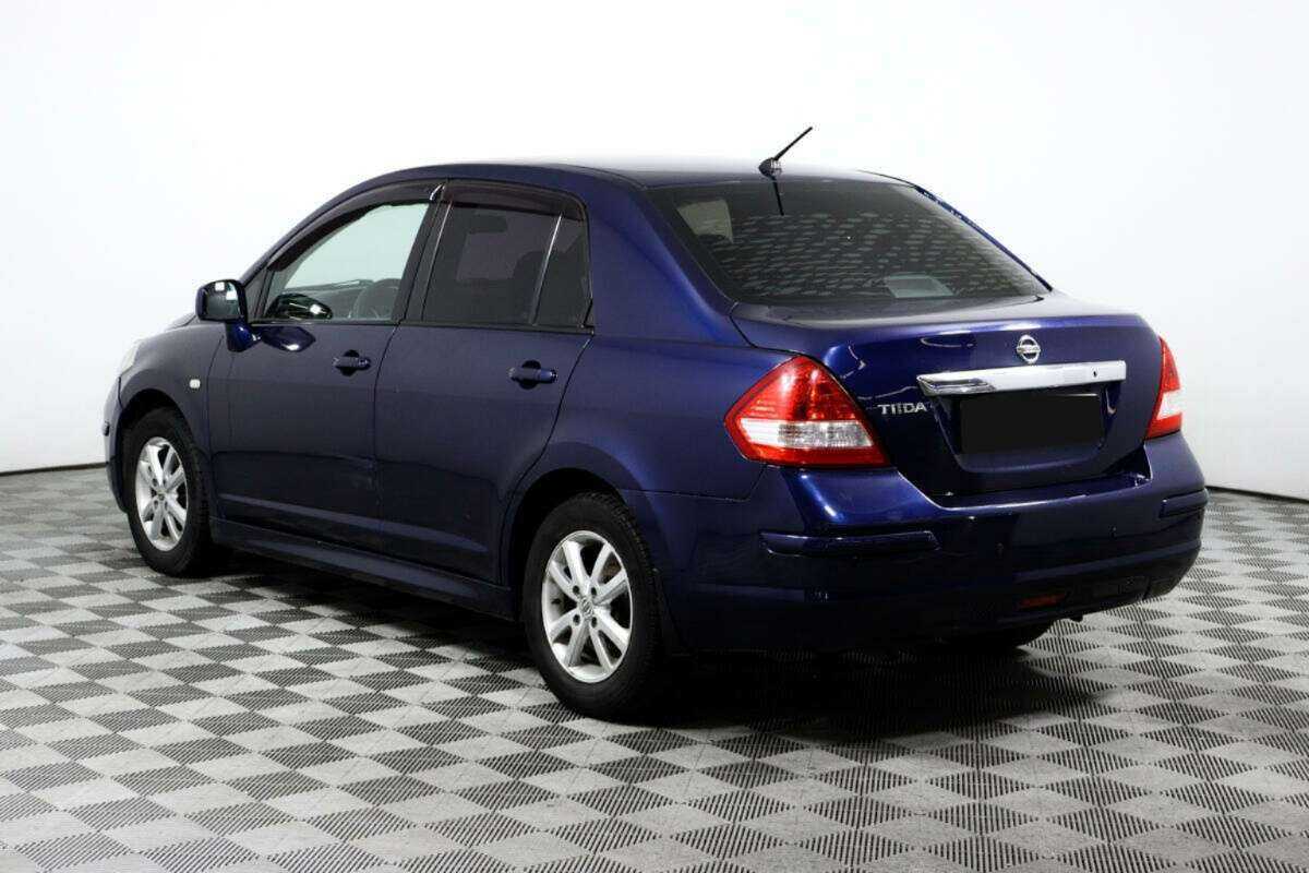 Купить Nissan Tiida с пробегом. Фото: #6