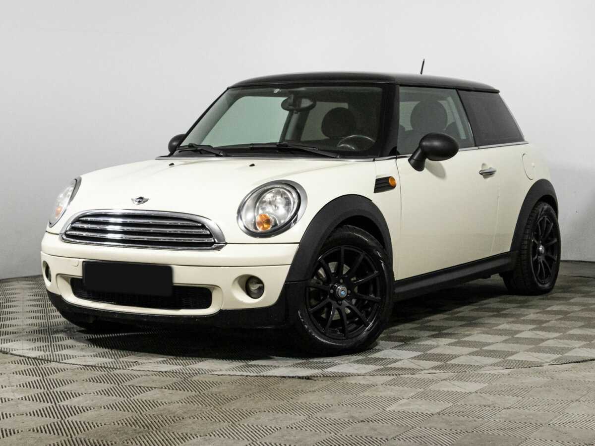 Купить Mini Hatch с пробегом. Фото: #0