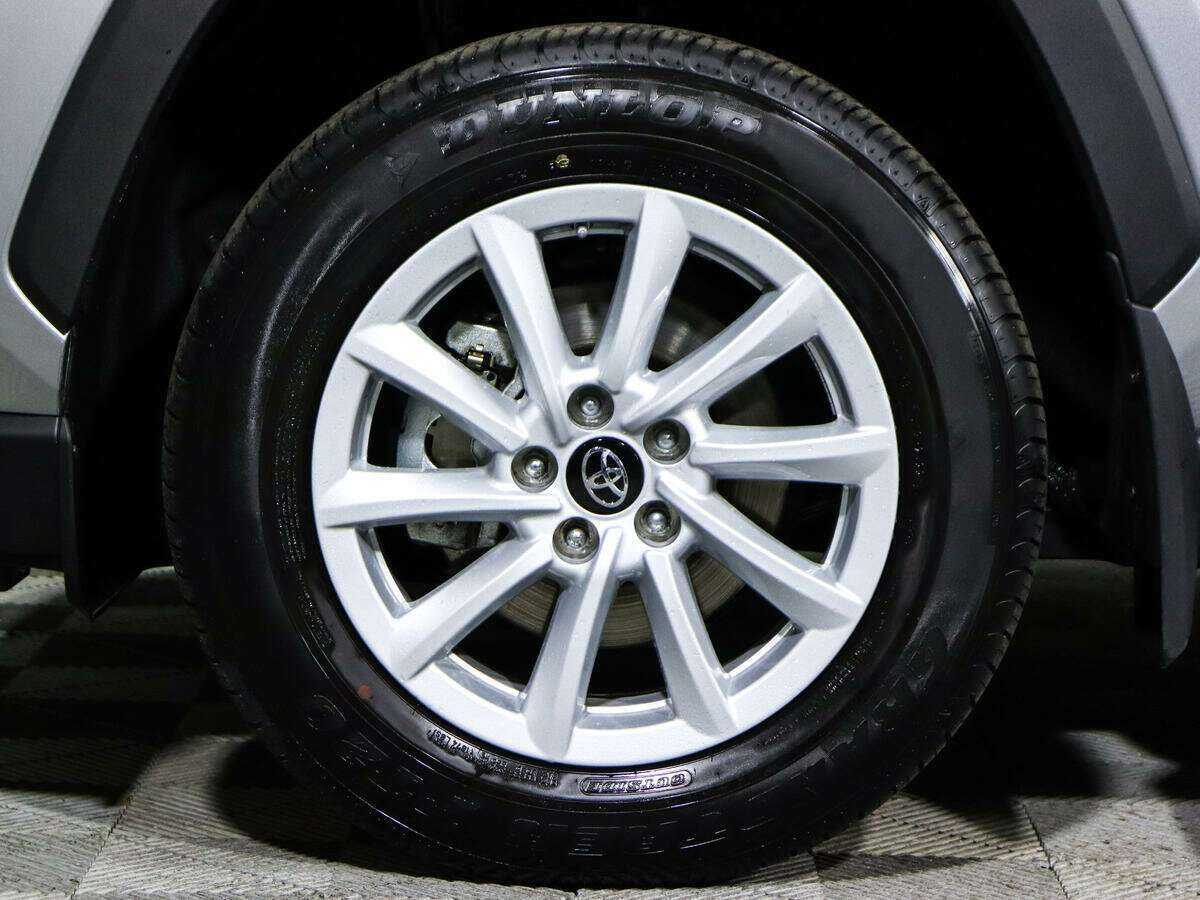 Купить Toyota RAV4 с пробегом. Фото: #16