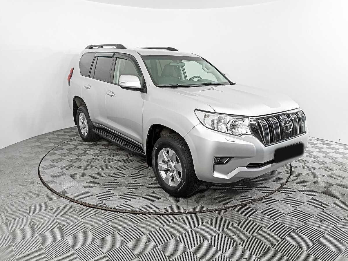 Купить Toyota Land Cruiser Prado с пробегом. Фото: #2