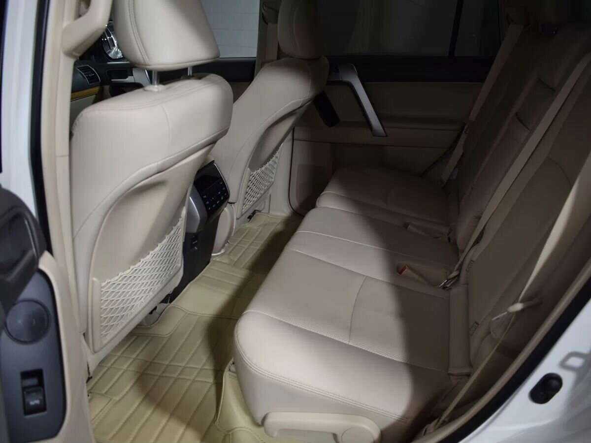 Купить Toyota Land Cruiser Prado с пробегом. Фото: #8