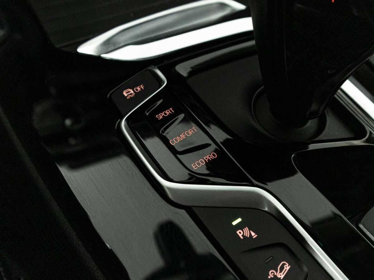 Купить BMW X3 с пробегом. Фото: #18