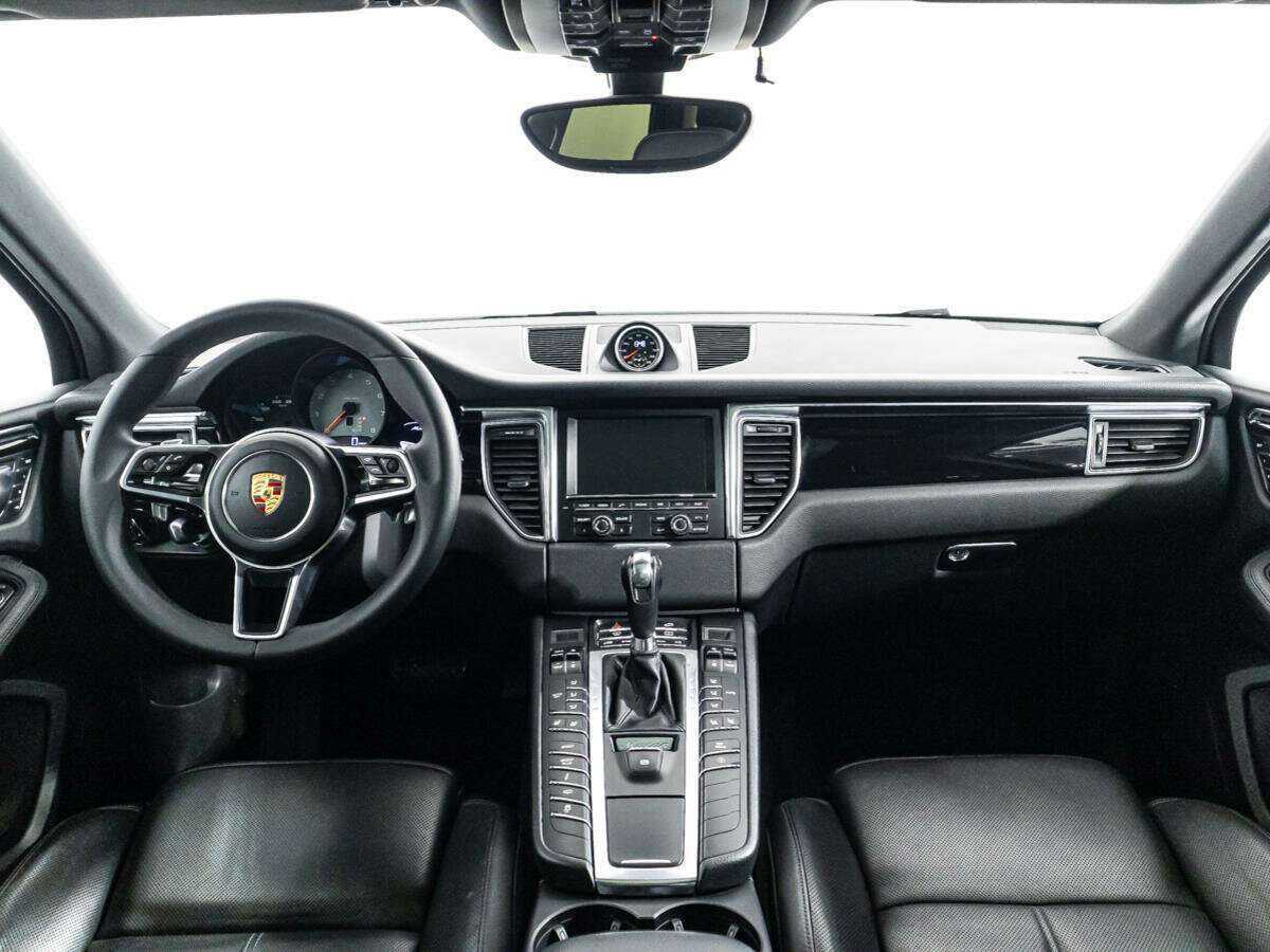 Купить Porsche Macan с пробегом. Фото: #12