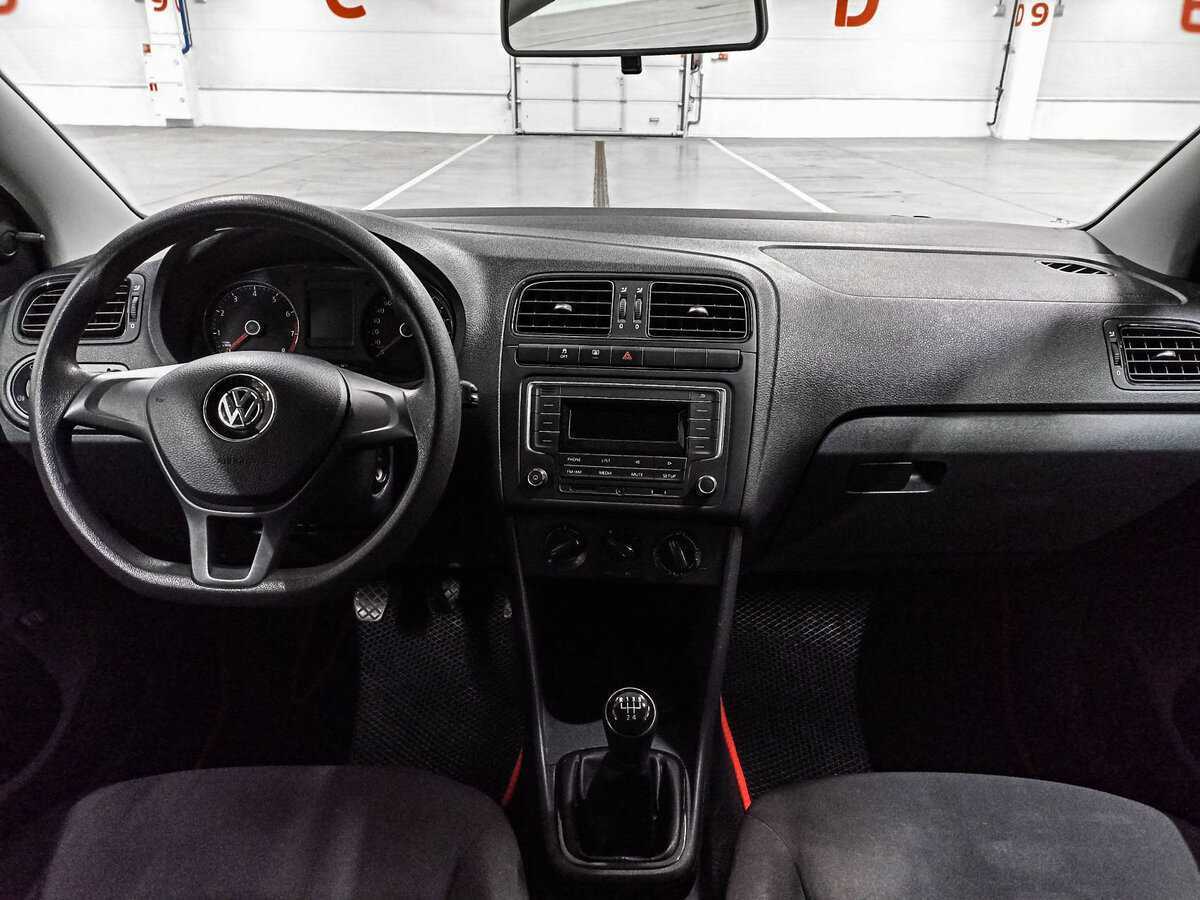 Купить Volkswagen Polo с пробегом. Фото: #12