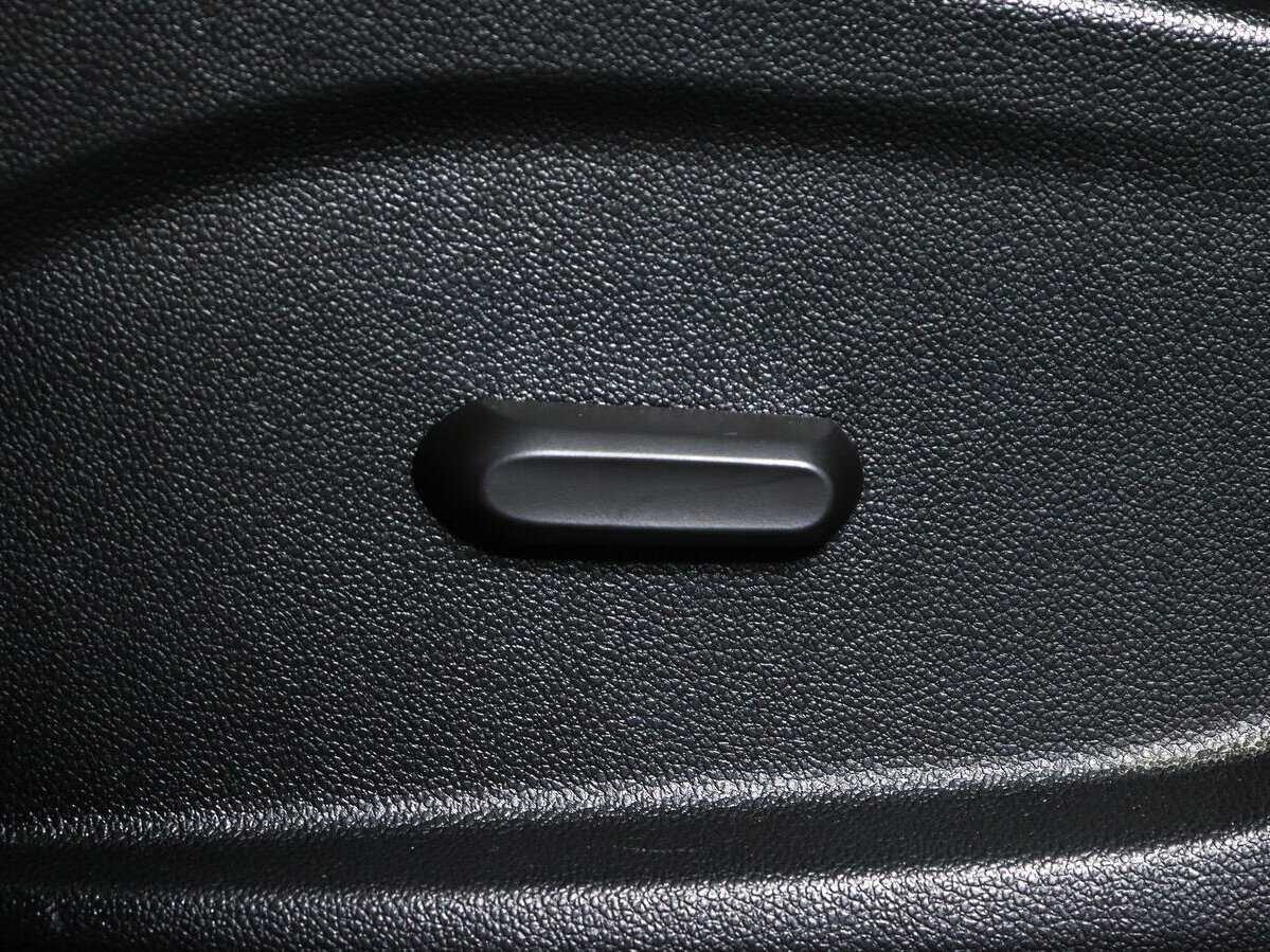 Купить Chevrolet Orlando с пробегом. Фото: #12