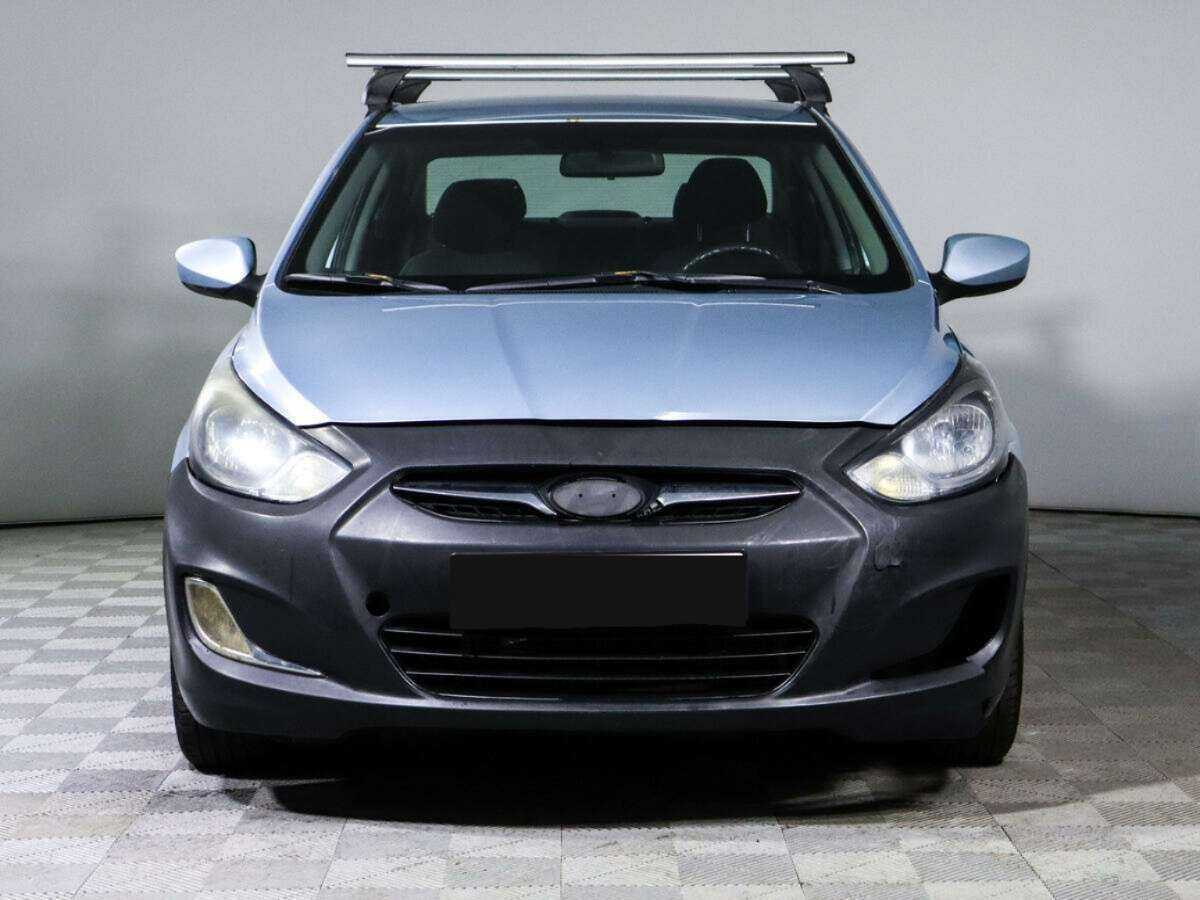 Купить Hyundai Solaris с пробегом. Фото: #1