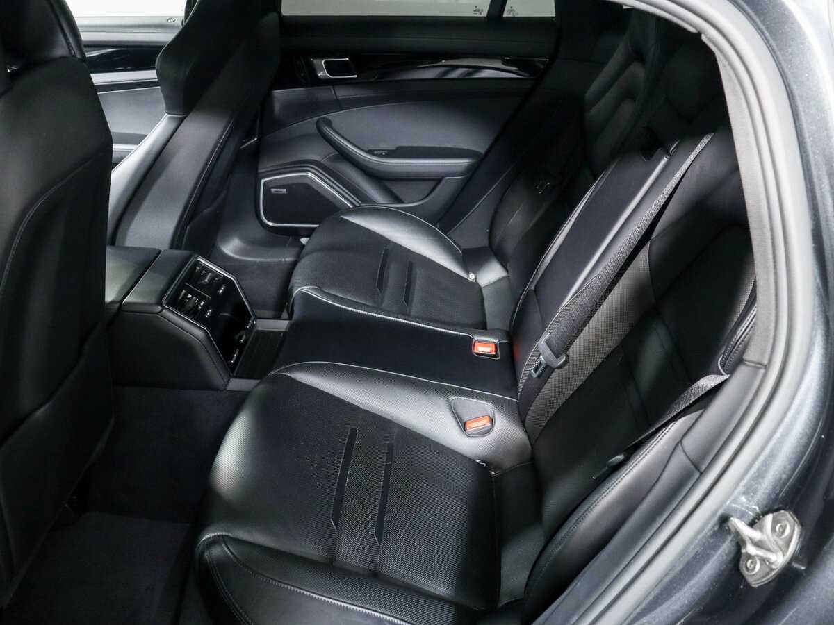 Купить Porsche Panamera с пробегом. Фото: #9