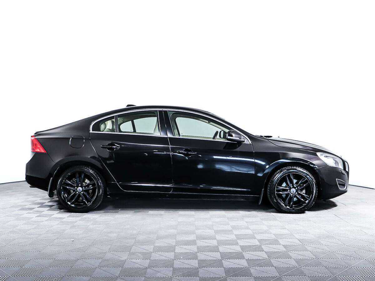 Купить Volvo S60 с пробегом. Фото: #3