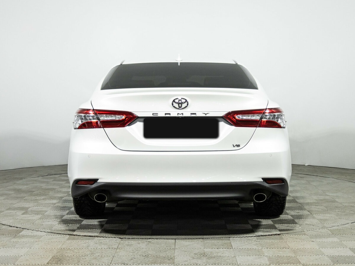 Купить Toyota Camry с пробегом. Фото: #4