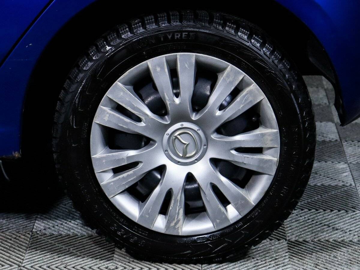 Купить Mazda 2 с пробегом. Фото: #14