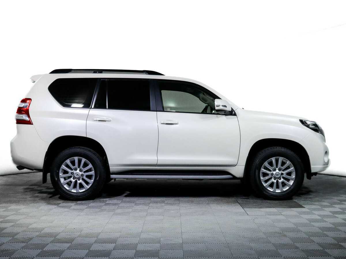 Купить Toyota Land Cruiser Prado с пробегом. Фото: #3