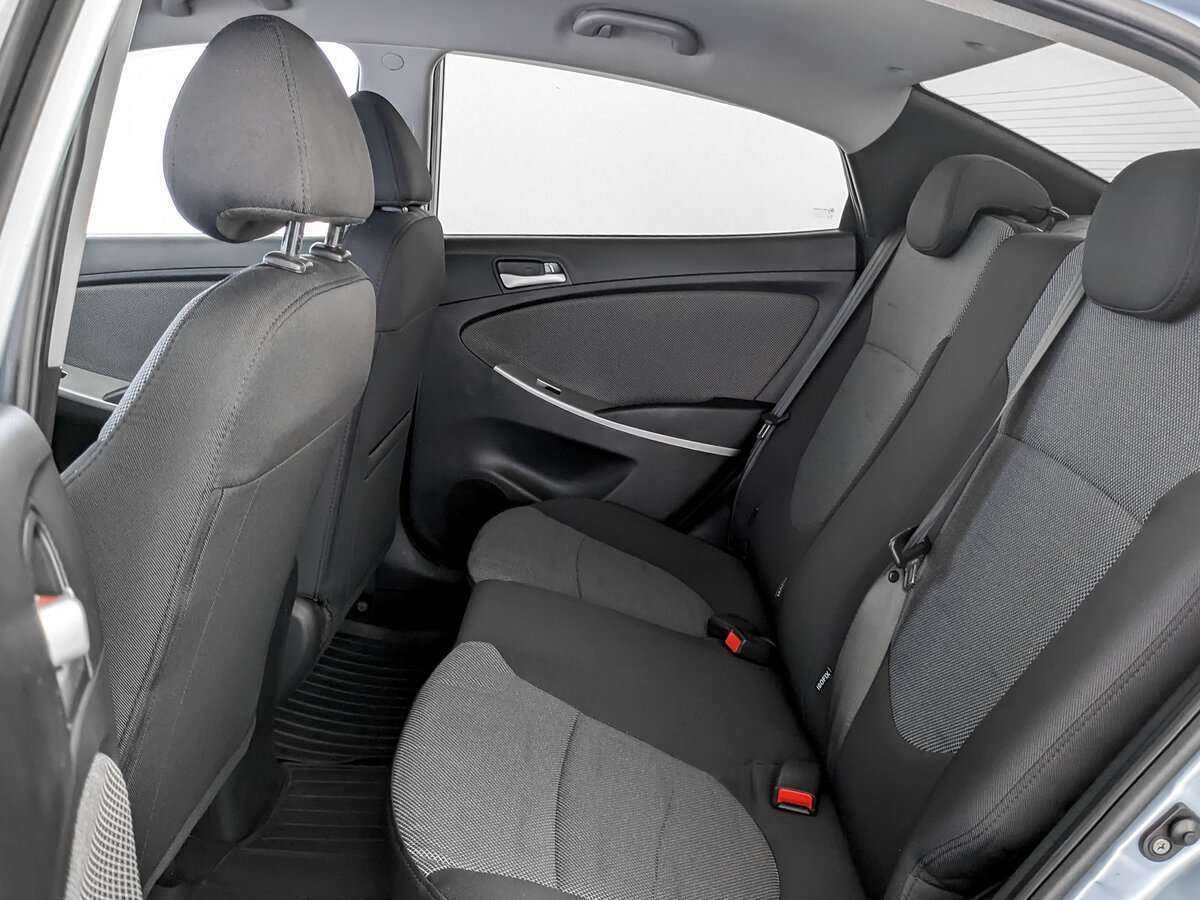 Купить Hyundai Solaris с пробегом. Фото: #6