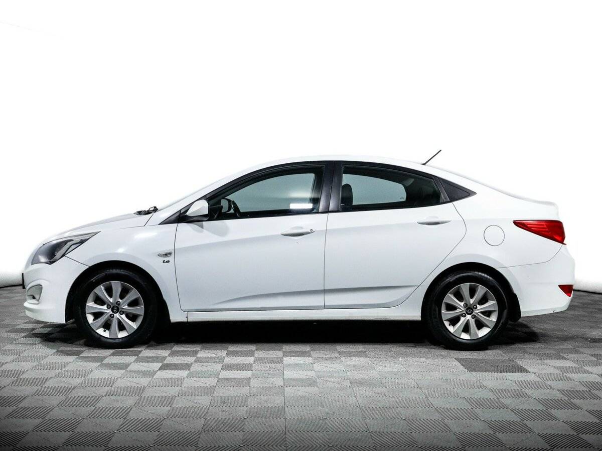 Купить Hyundai Solaris с пробегом. Фото: #7
