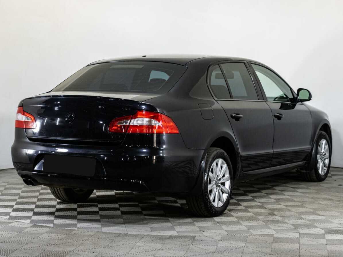 Купить Skoda Superb с пробегом. Фото: #3