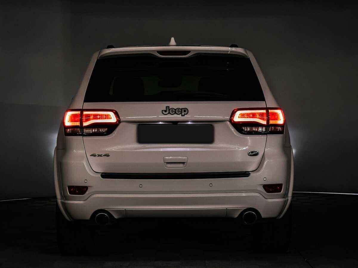 Купить Jeep Grand Cherokee с пробегом. Фото: #17