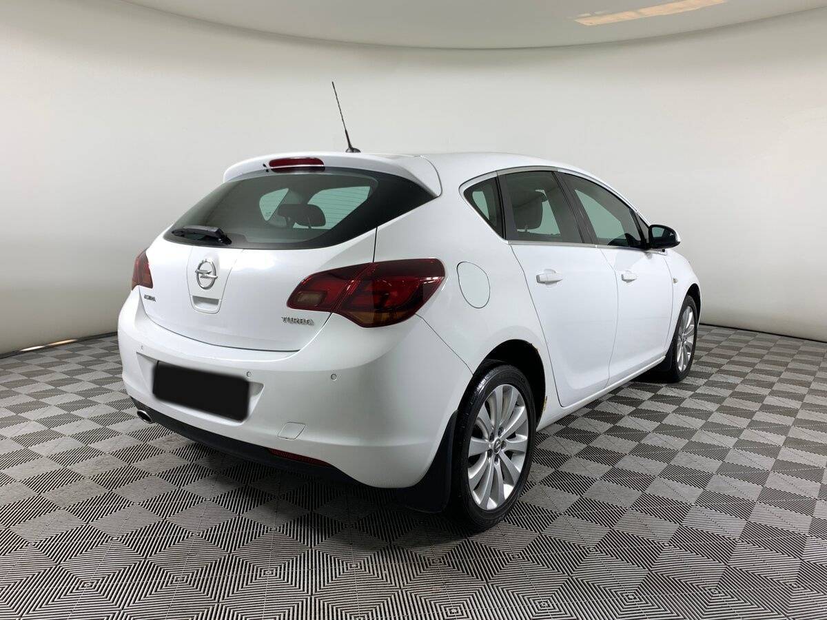 Купить Opel Astra с пробегом. Фото: #4
