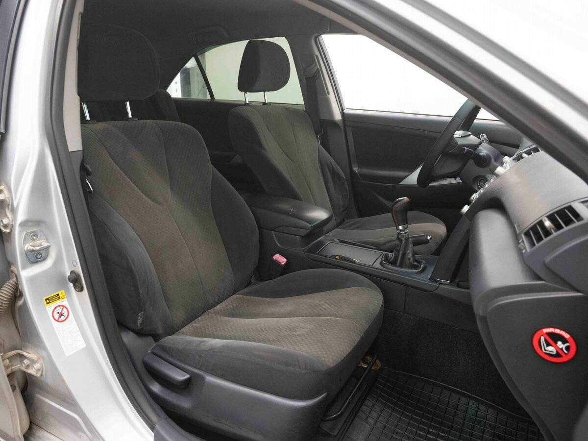 Купить Toyota Camry с пробегом. Фото: #11