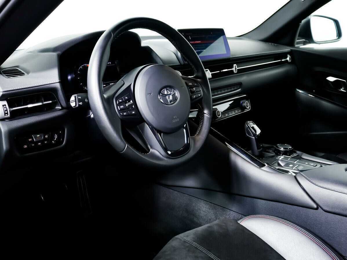 Купить Toyota Supra с пробегом. Фото: #10