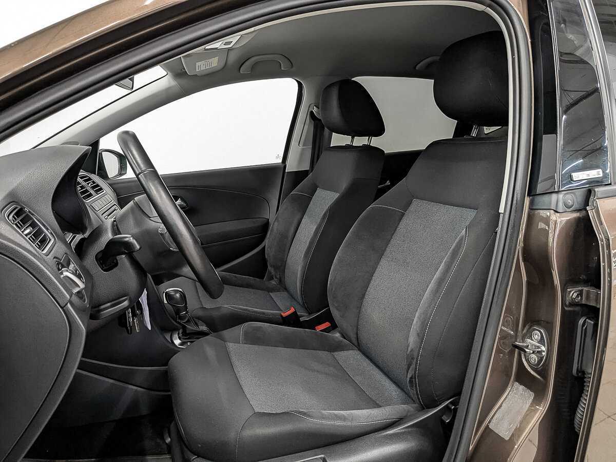 Купить Volkswagen Polo с пробегом. Фото: #16
