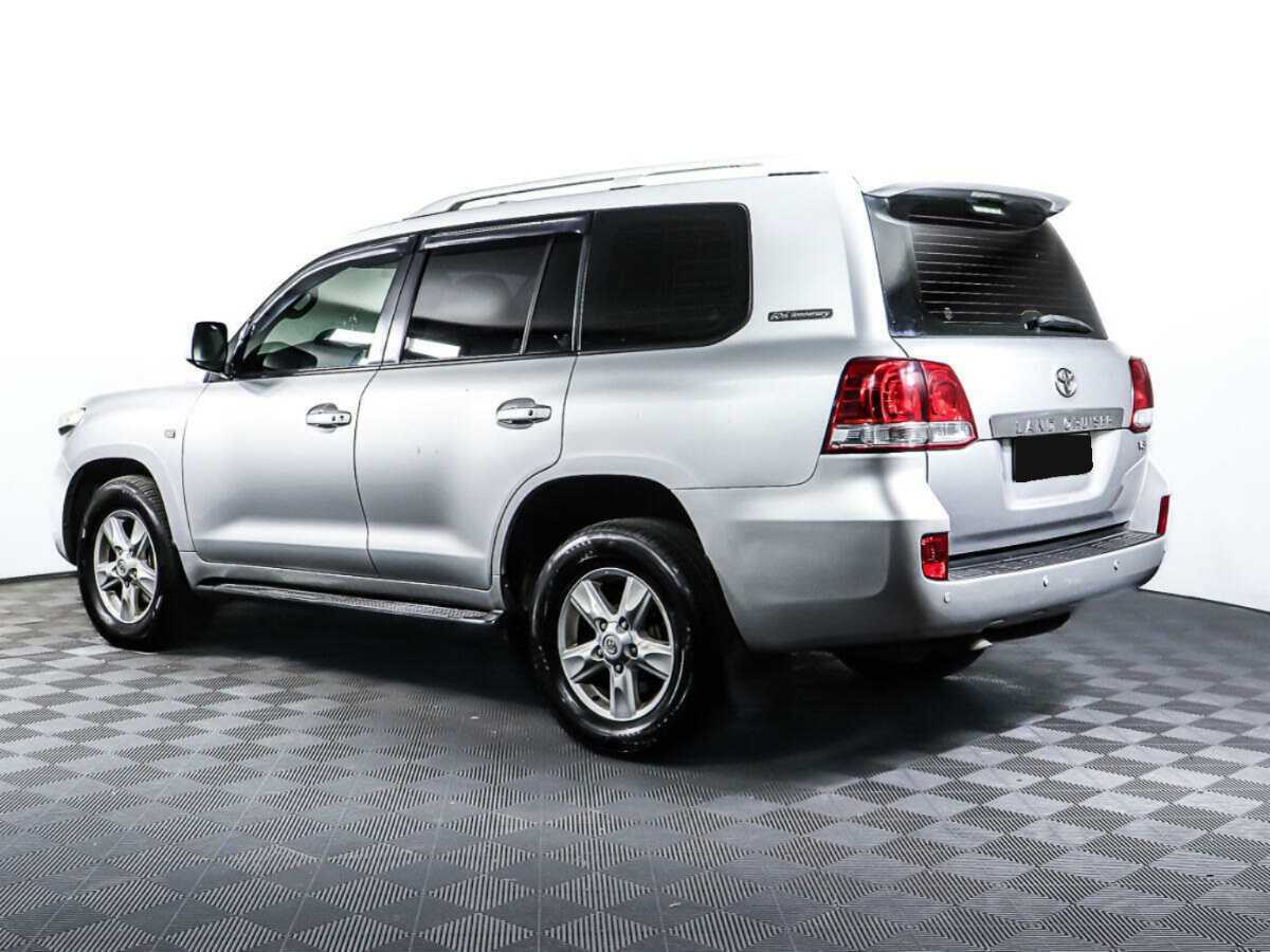 Купить Toyota Land Cruiser с пробегом. Фото: #6