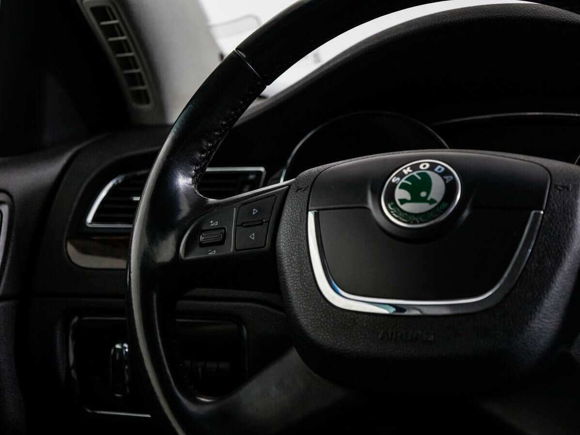 Купить Skoda Superb с пробегом. Фото: #14
